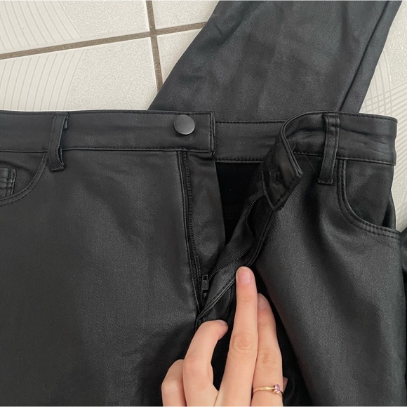 “Leather” Lookalike Pants | Size S - Picture 6 of 6